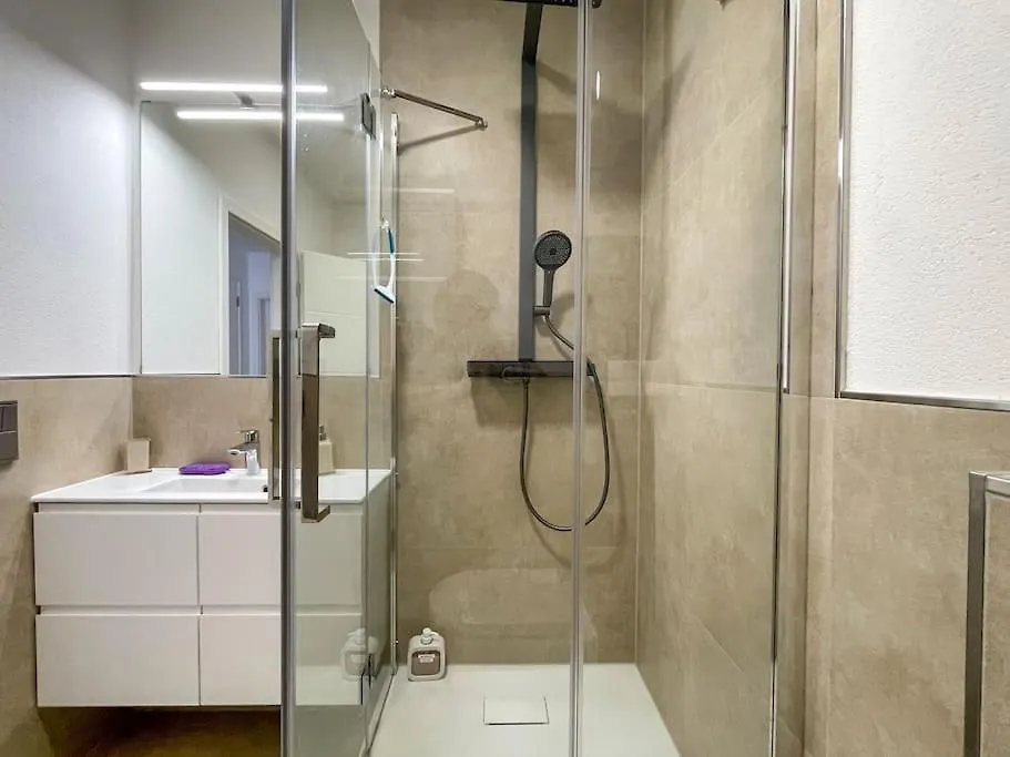 Apartment Le Lagon Bleu - Appt Wifi Parking Balcon Le Puy-en-Velay France